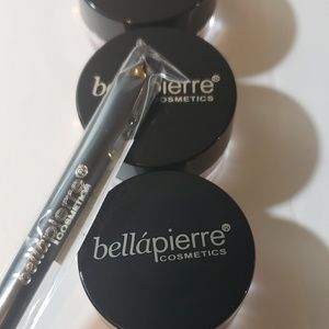 Womens eye shadow by Bella Pierre'